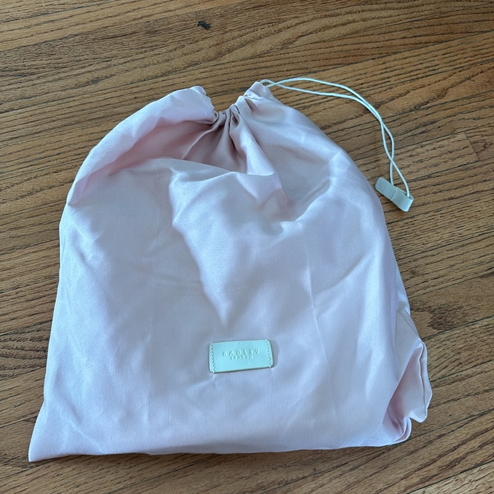 Radley London Purse - Picture 4 of 4
